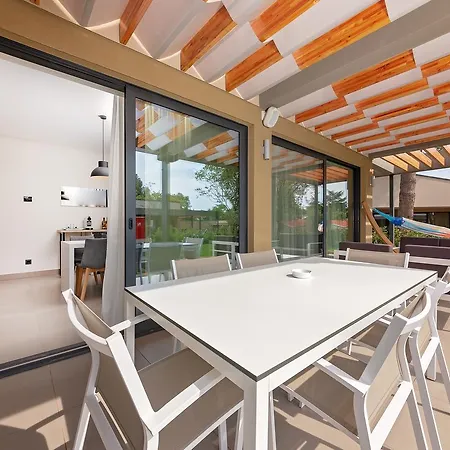 Park Plava Laguna فيلة بوريتش