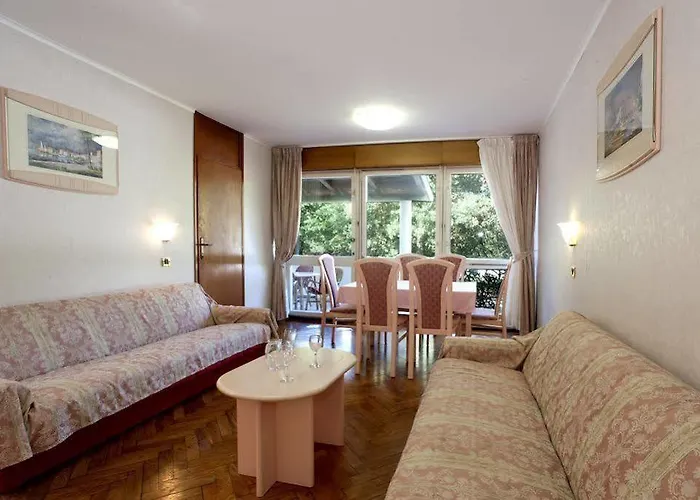 Park Plava Laguna Villa