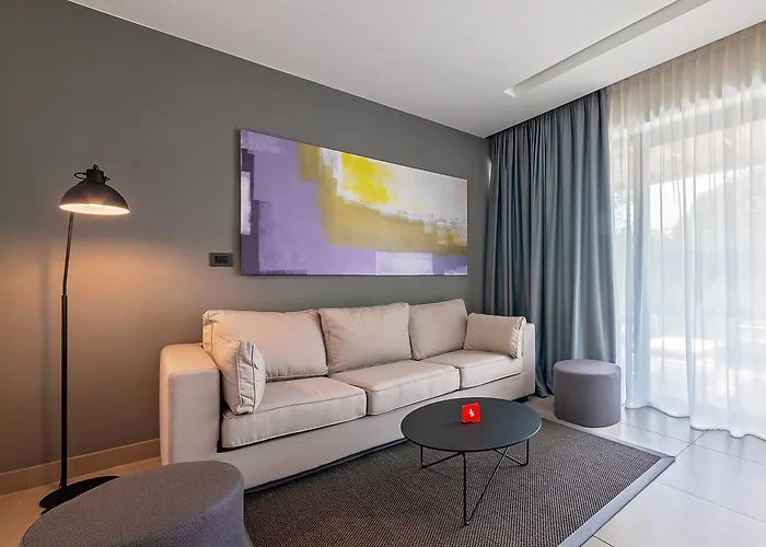 Park Plava Laguna Villa